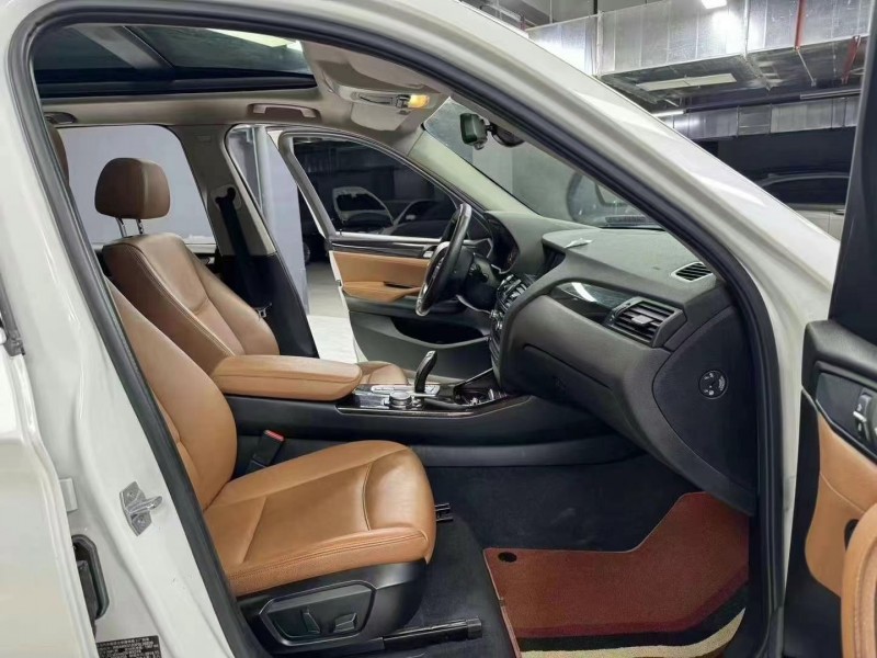 成都15年宝马X36