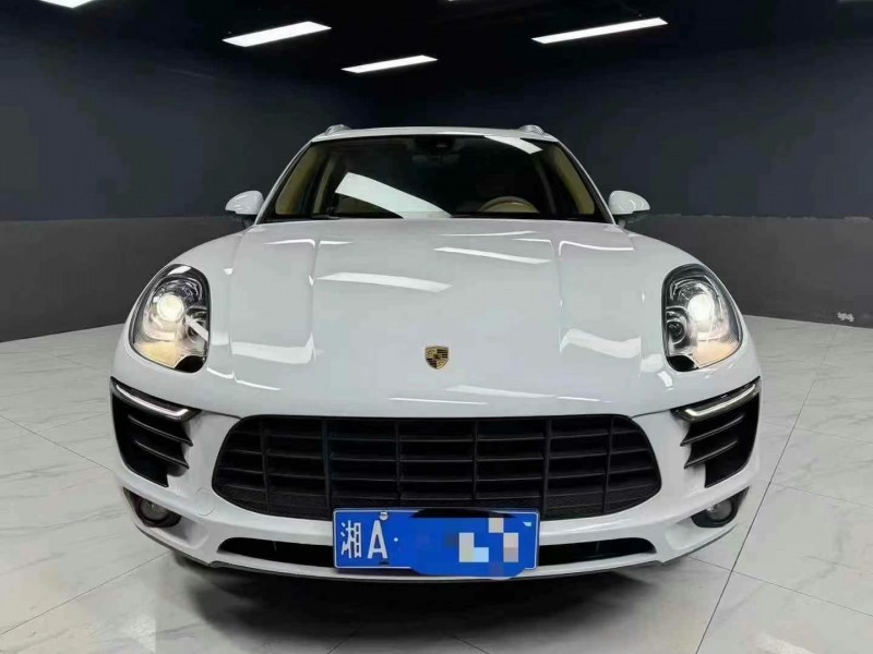 成都18年保时捷Macan1