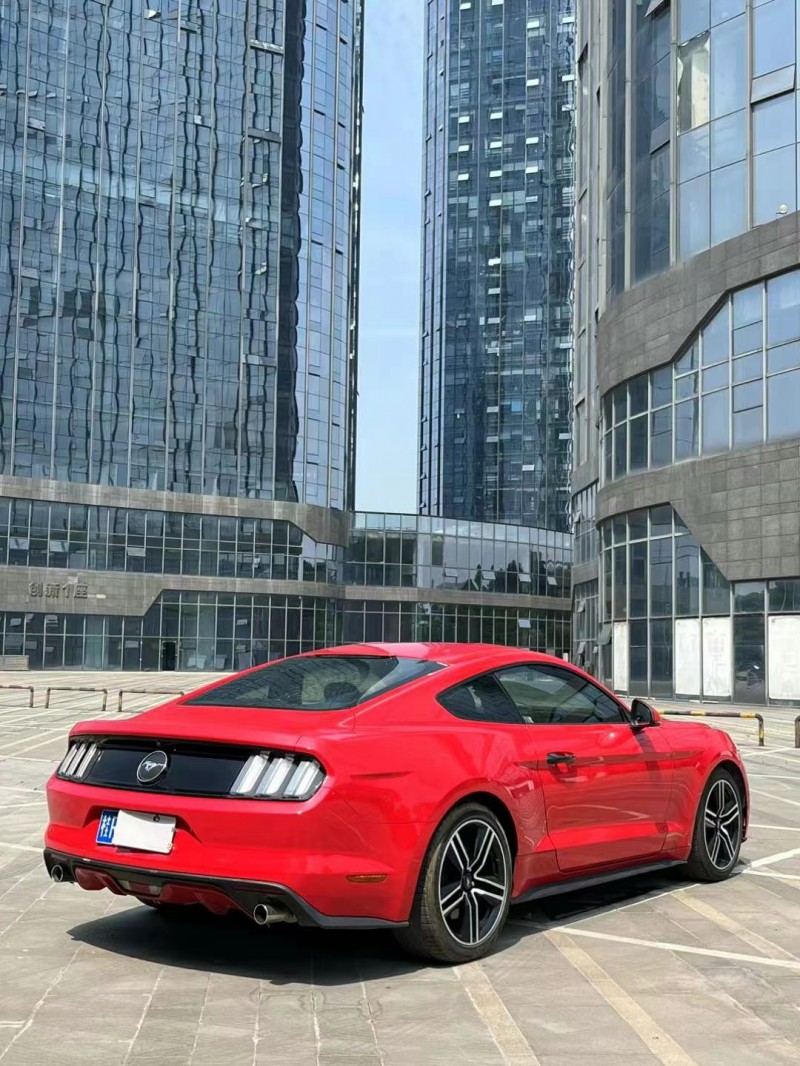 佛山16年福特野马8