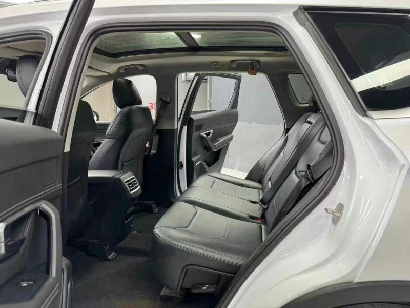 成都20年比亚迪宋5