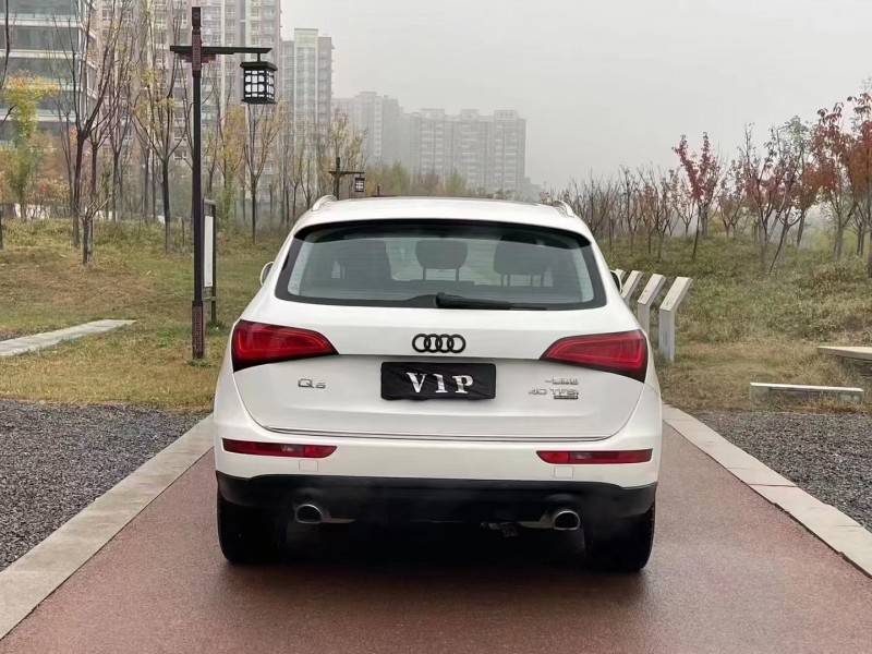 潍坊17年奥迪Q56