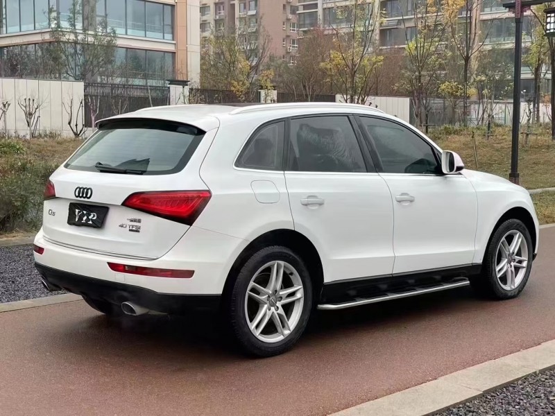 潍坊17年奥迪Q58