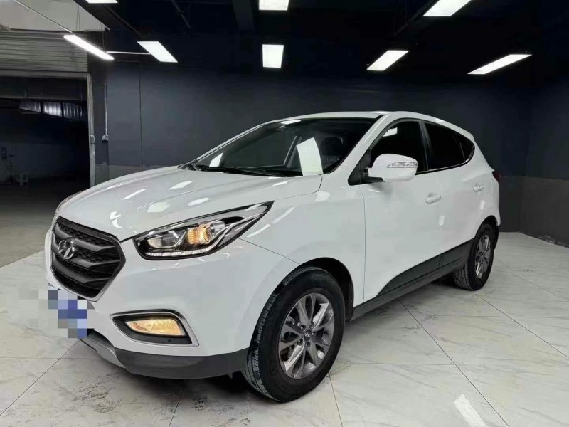 成都17年现代ix352