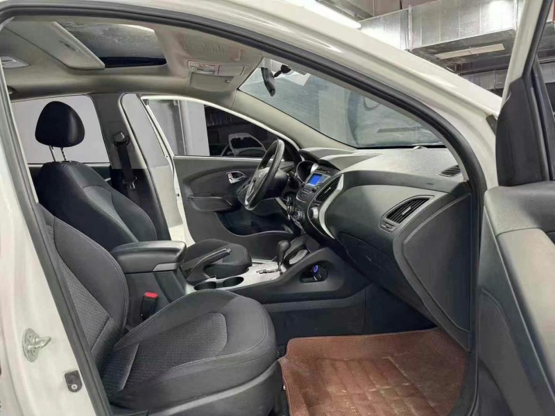 成都17年现代ix354