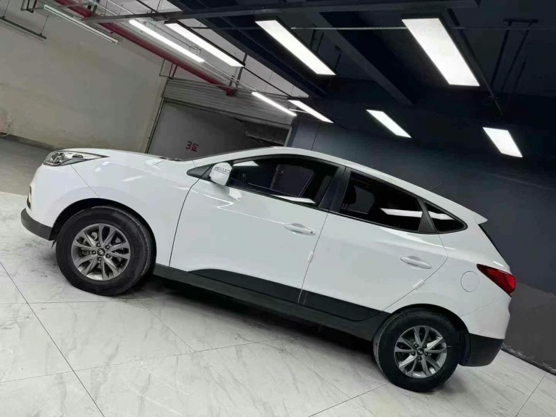 成都17年现代ix355