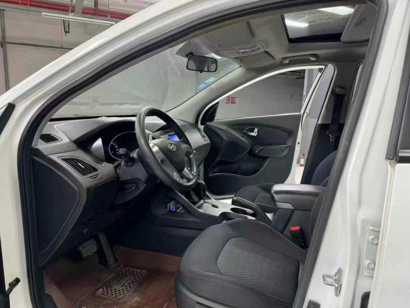 成都17年现代ix356