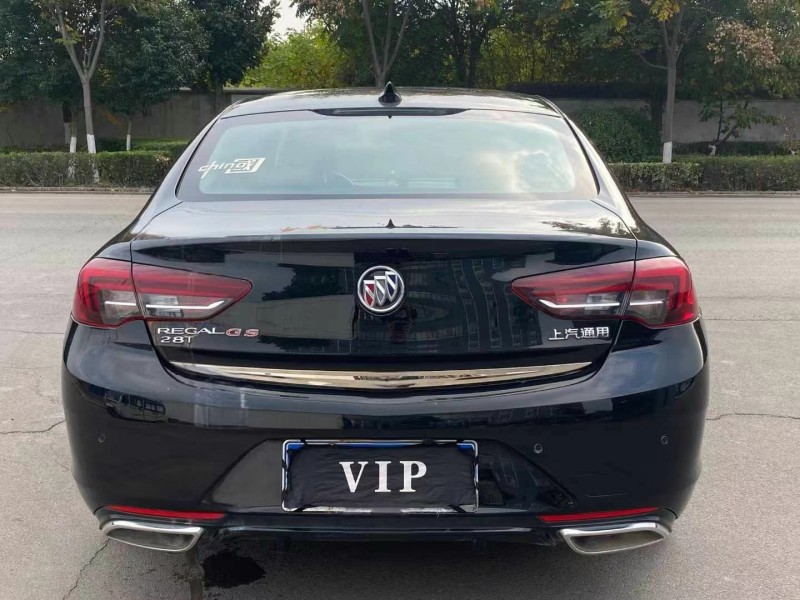 徐州19年别克君威9