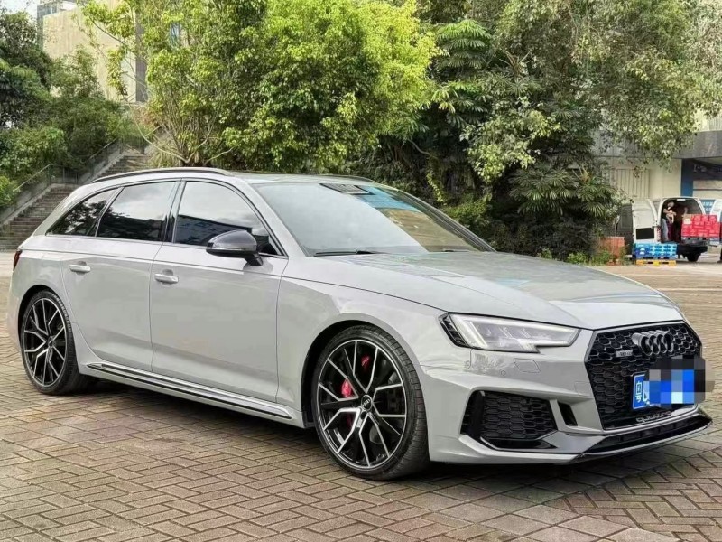 广州19年奥迪RS42