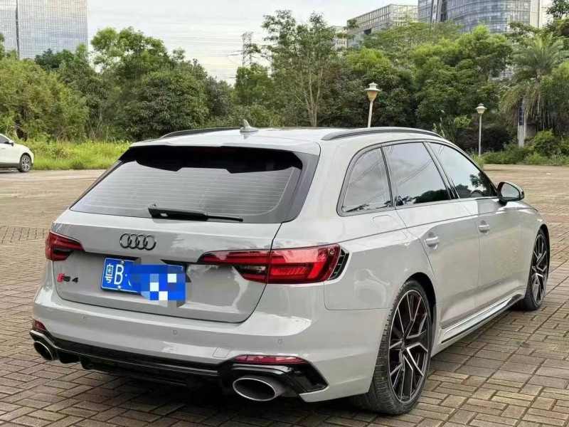 广州19年奥迪RS46