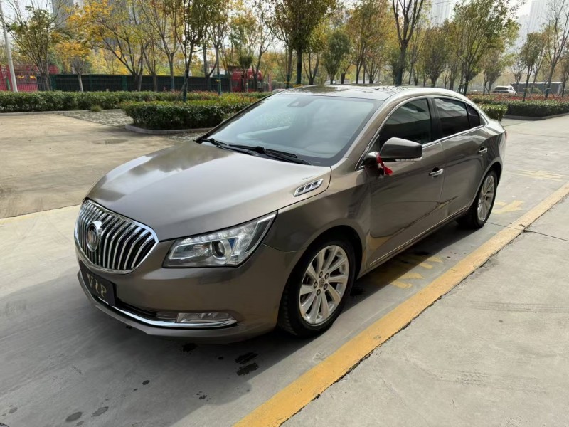 济宁15年别克君越2