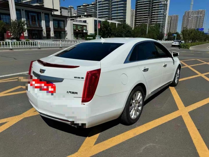 济宁16年凯迪拉克XTS8