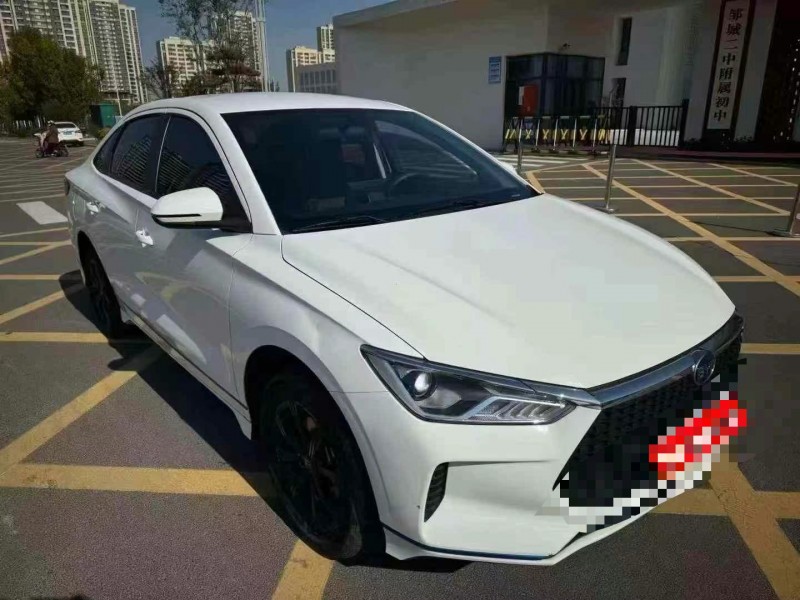 济宁21年比亚迪E32