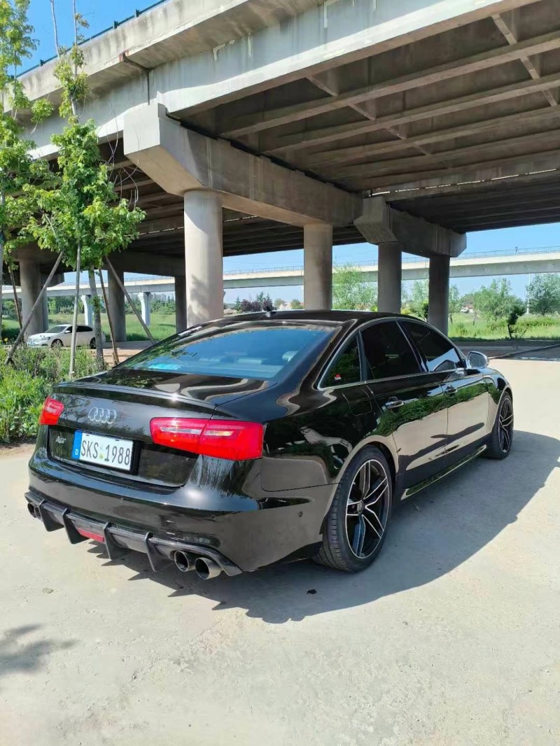 青岛15年奥迪S67