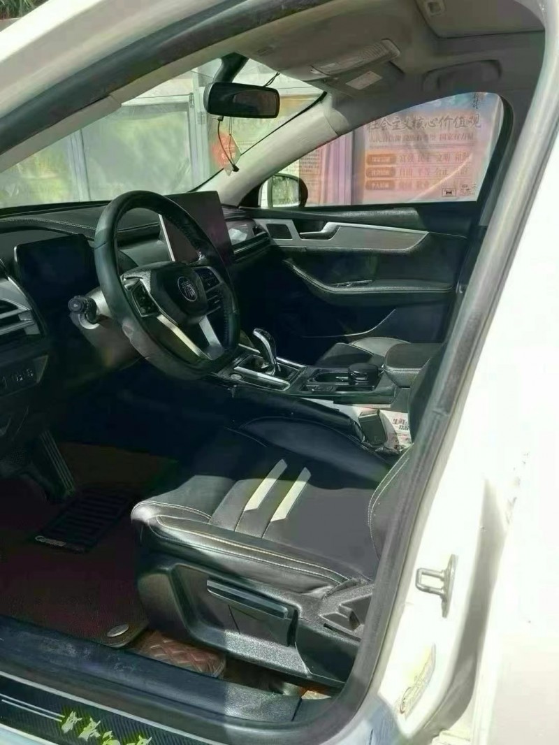 潍坊19年比亚迪秦8