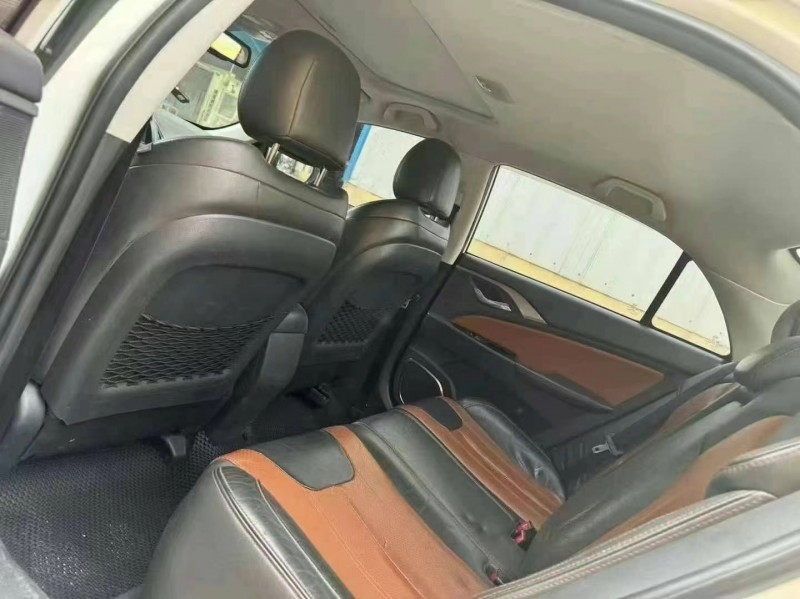 青岛16年比亚迪秦9