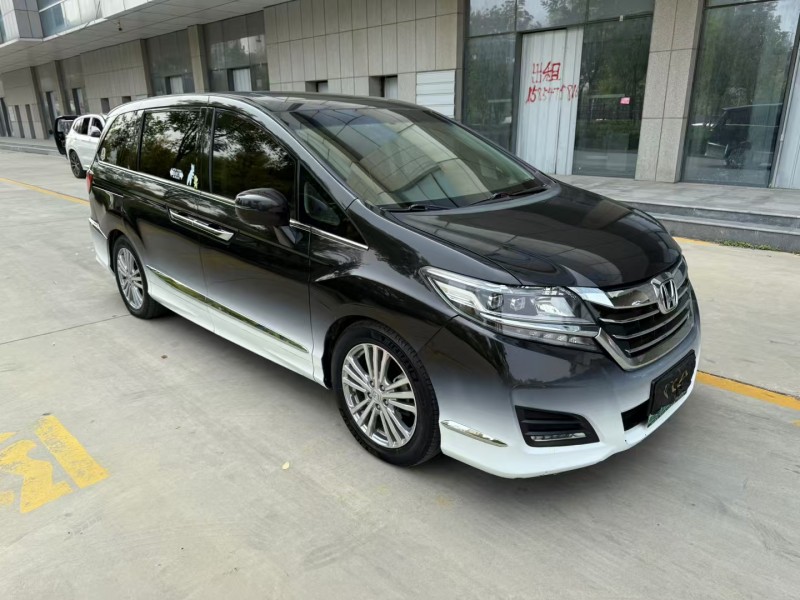 济宁18年本田艾力绅2