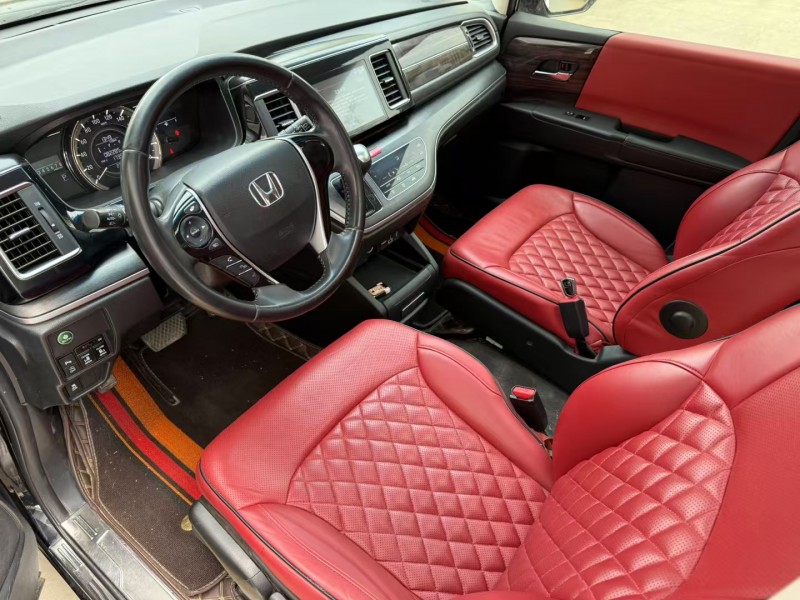 济宁18年本田艾力绅6