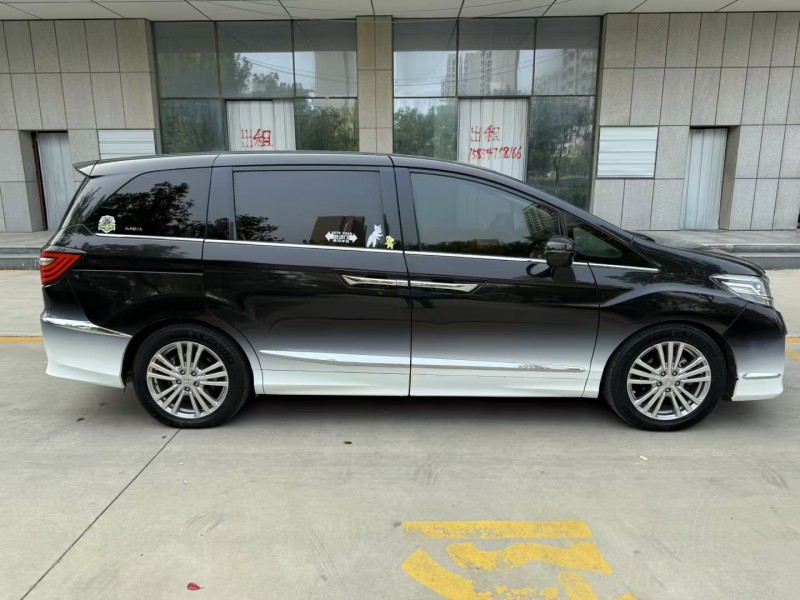 济宁18年本田艾力绅7