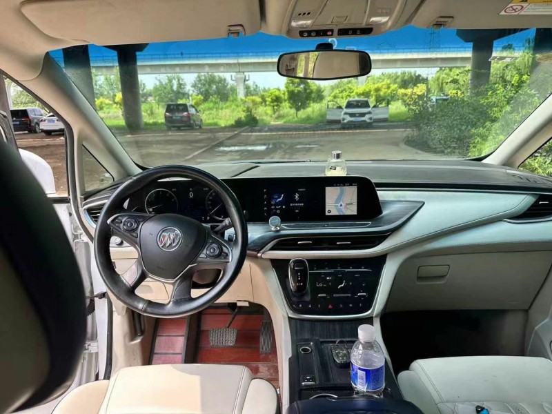 青岛21年别克GL85