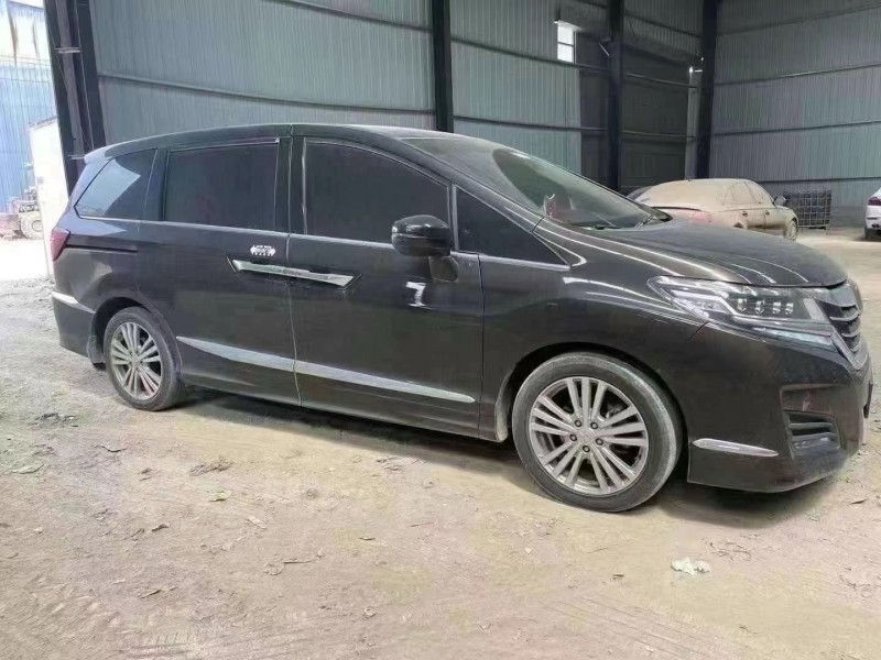 菏泽18年本田艾力绅2