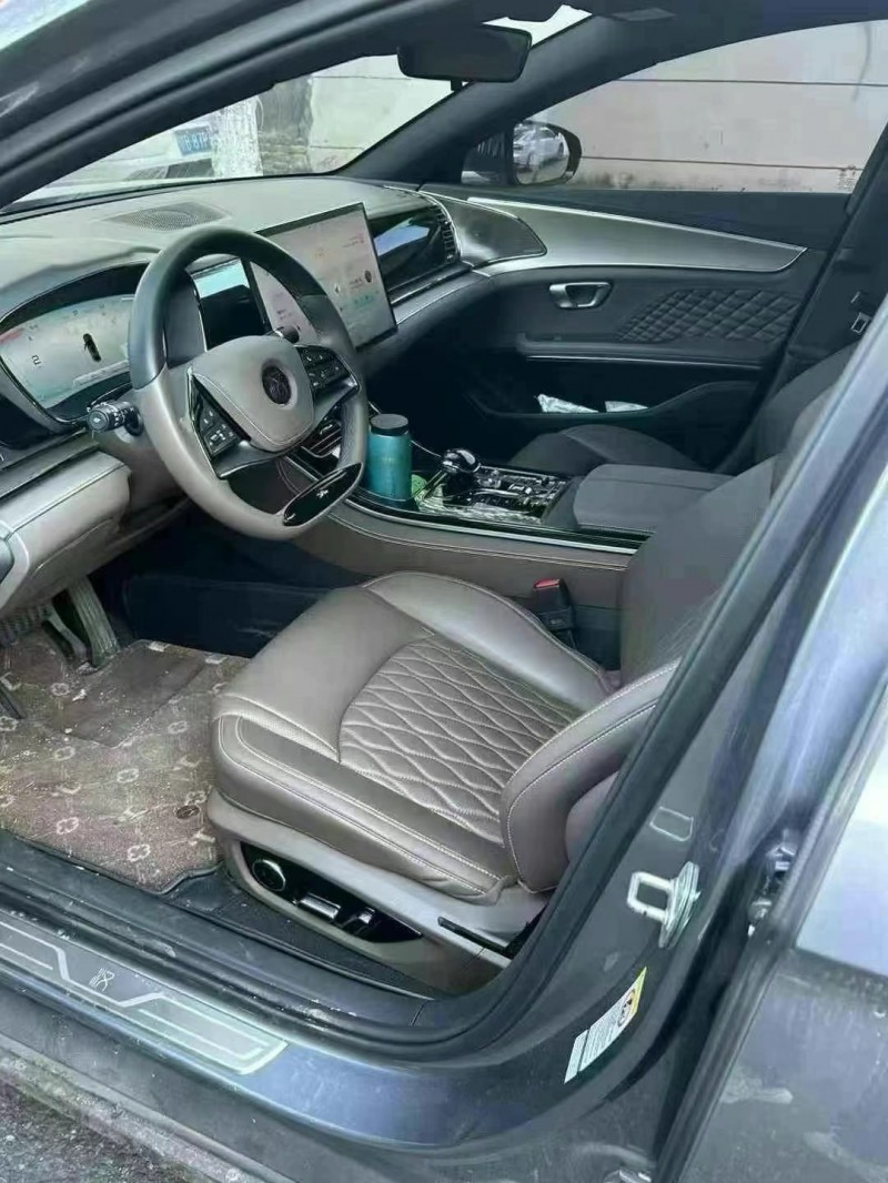 青岛22年比亚迪汉3