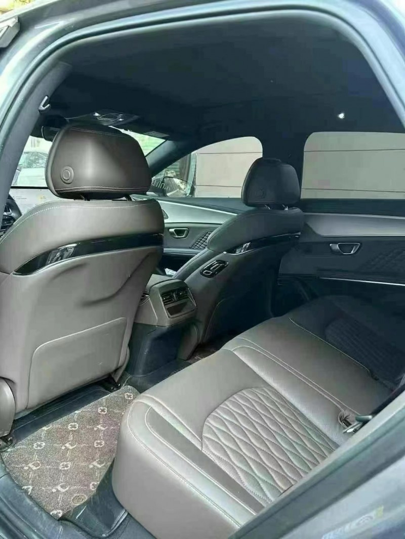 青岛22年比亚迪汉6