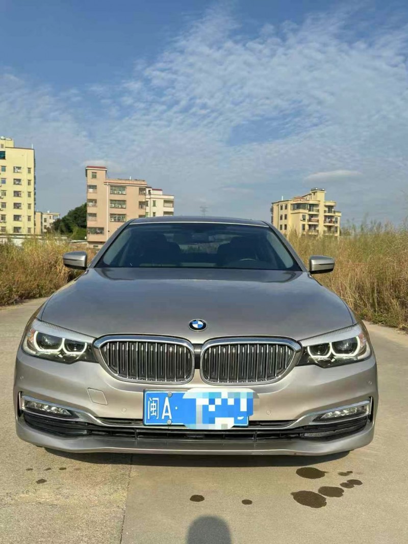 广州17年宝马5系1