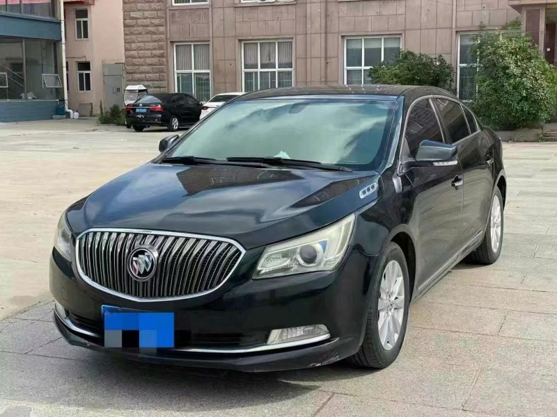 青岛15年别克君越2