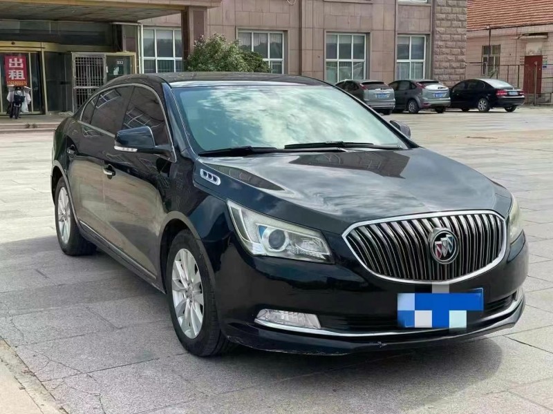 青岛15年别克君越5