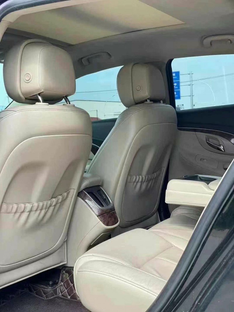 青岛15年别克君越7