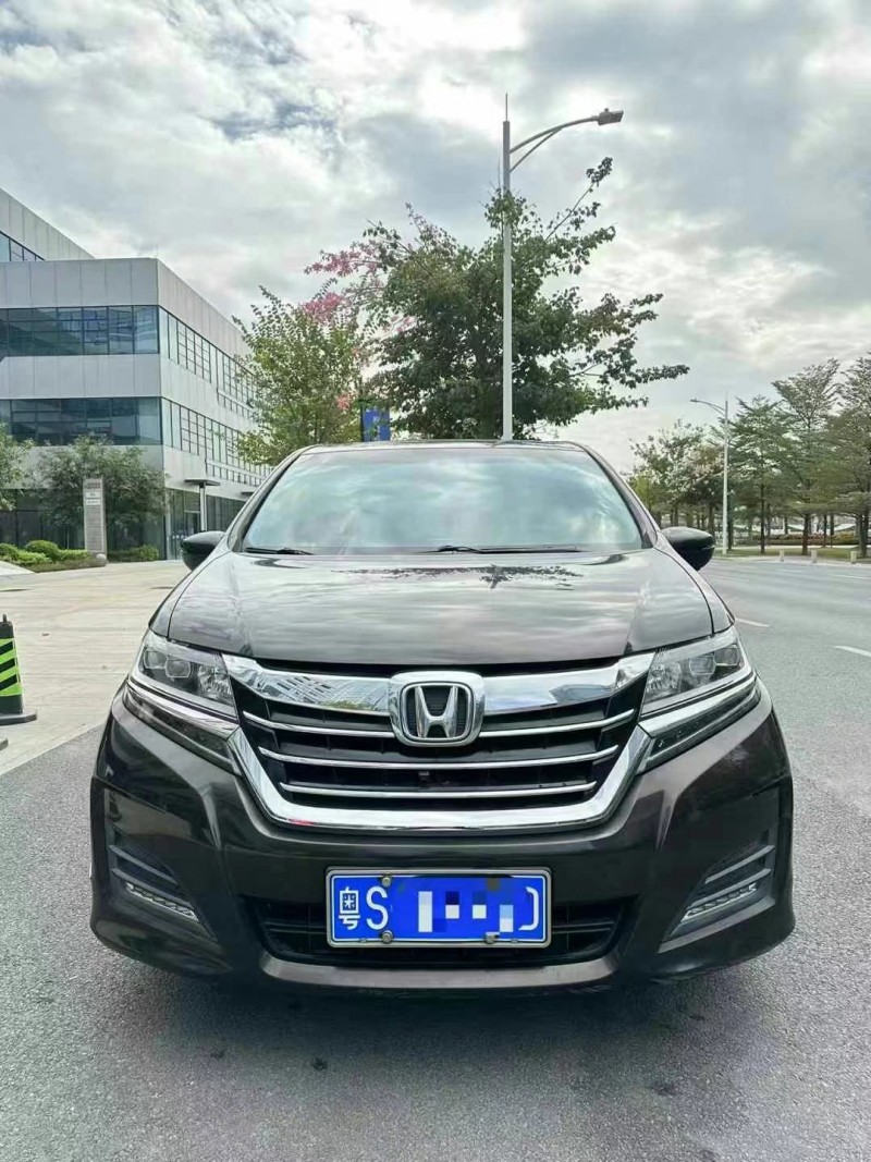 广州18年本田艾力绅1
