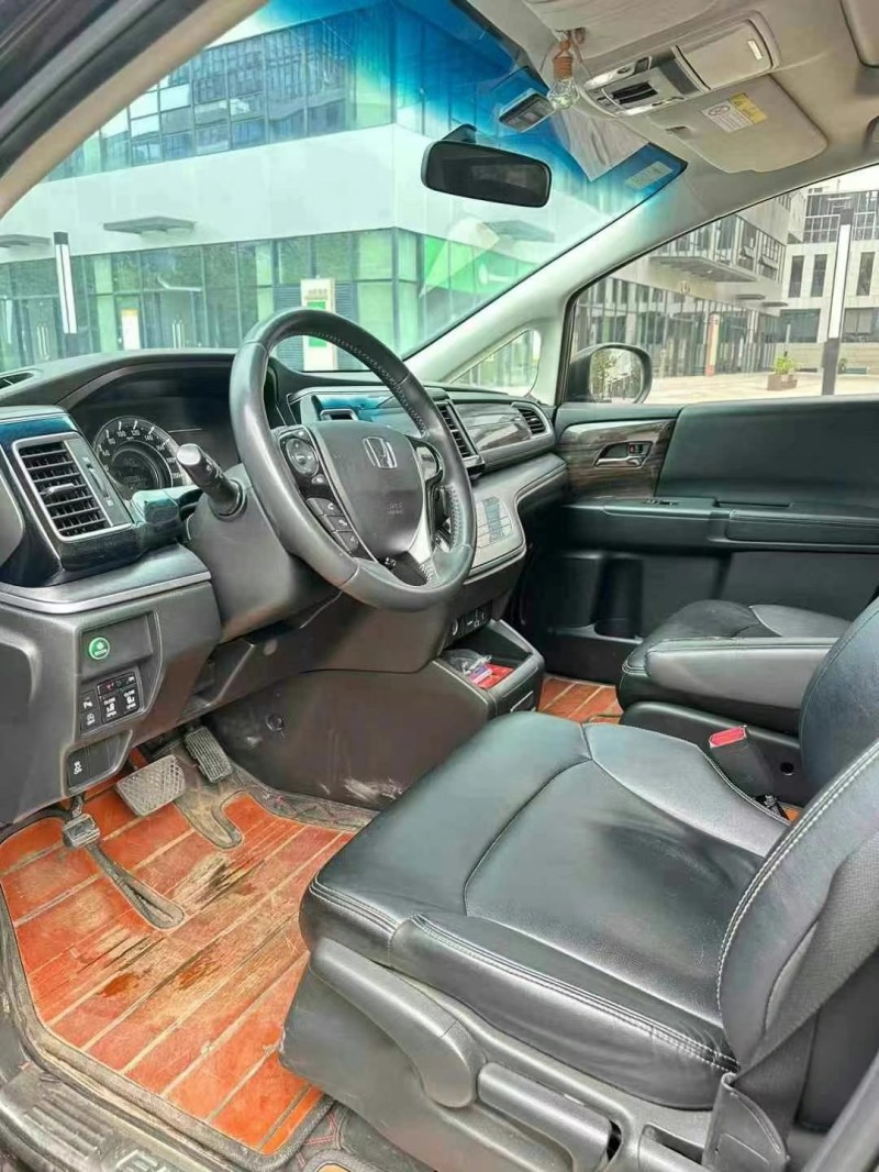 广州18年本田艾力绅4