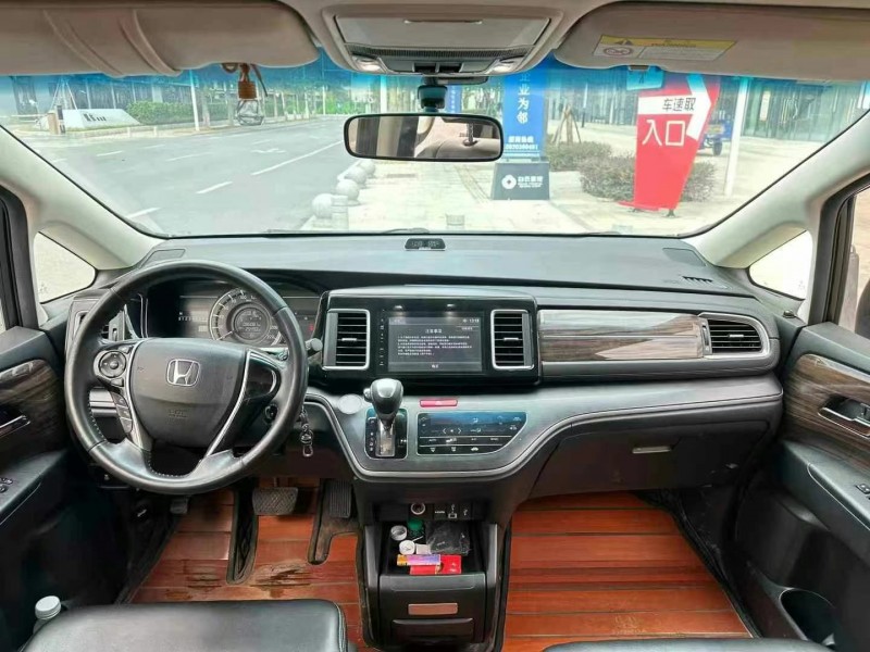 广州18年本田艾力绅5