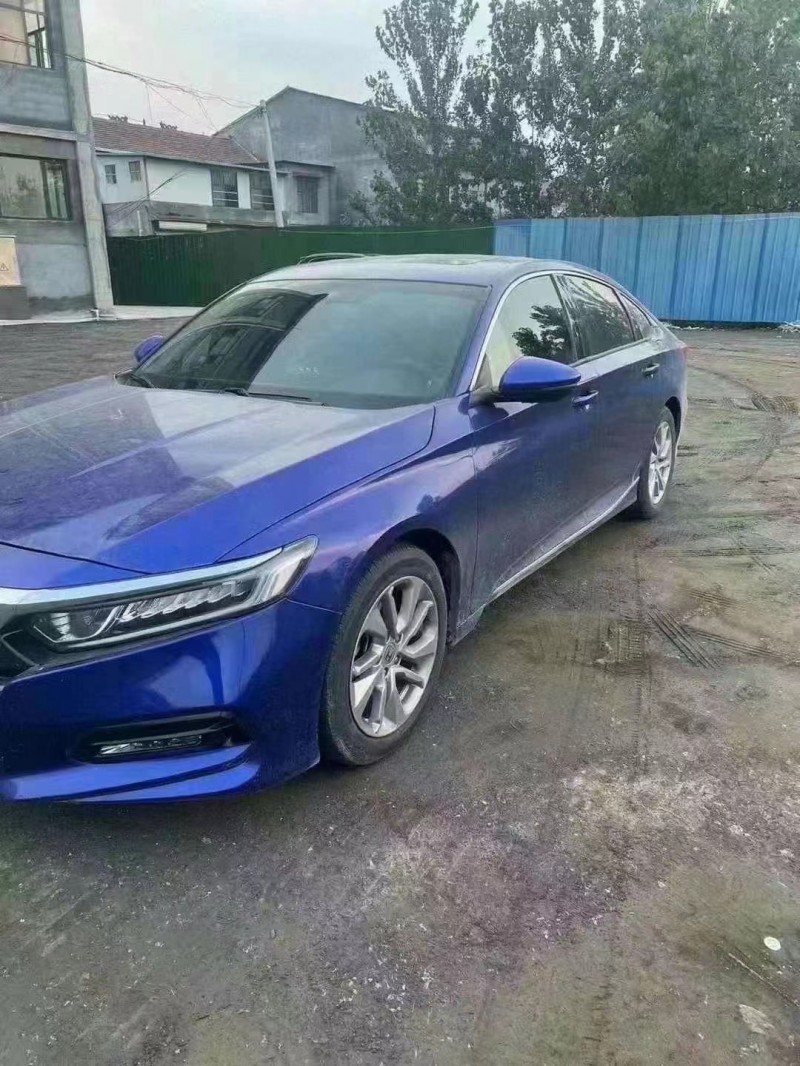 菏泽21年本田雅阁2