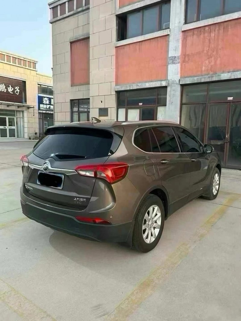 青岛19年别克昂科威8