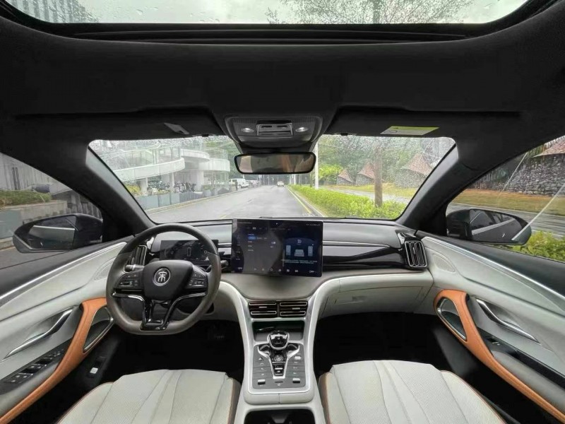 深圳23年比亚迪宋6