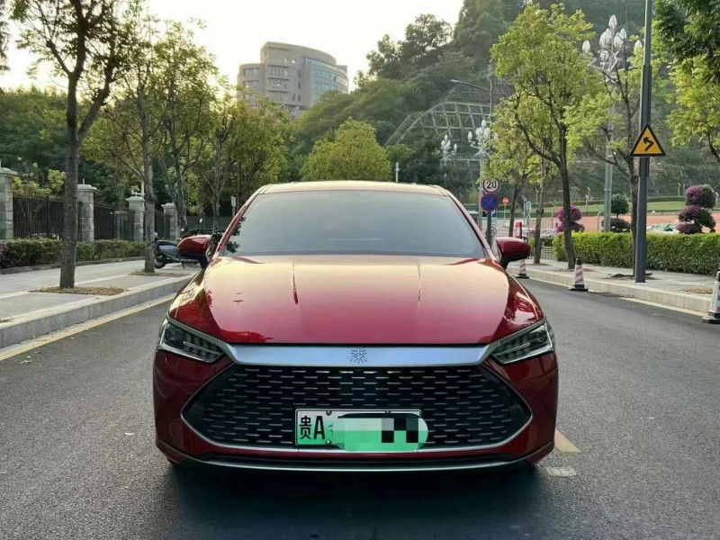 广州21年比亚迪M61