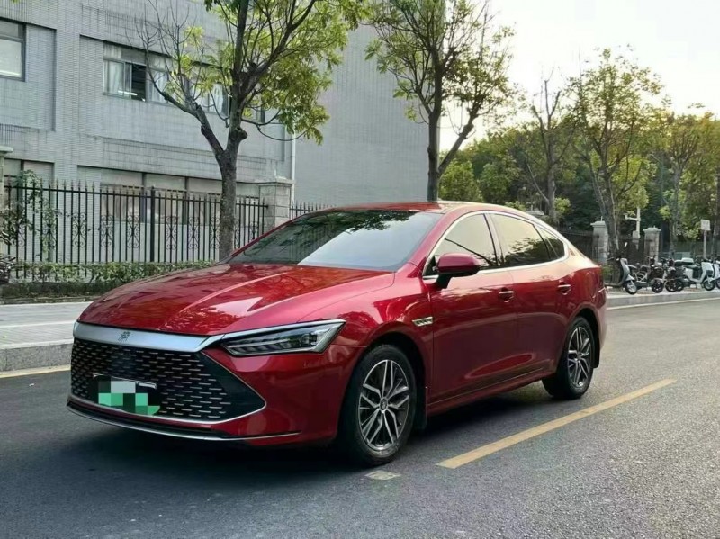 广州21年比亚迪M62