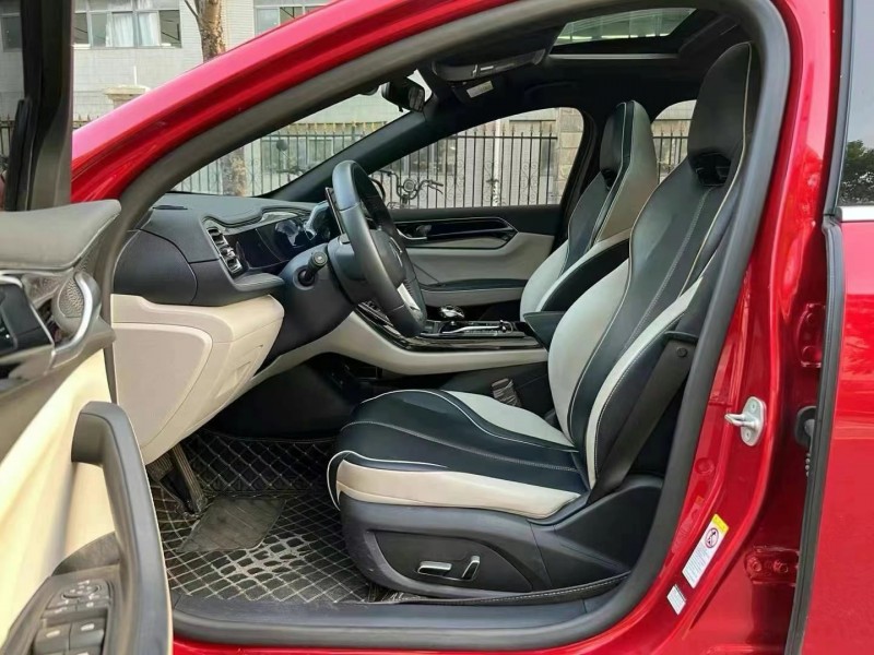 广州21年比亚迪M64