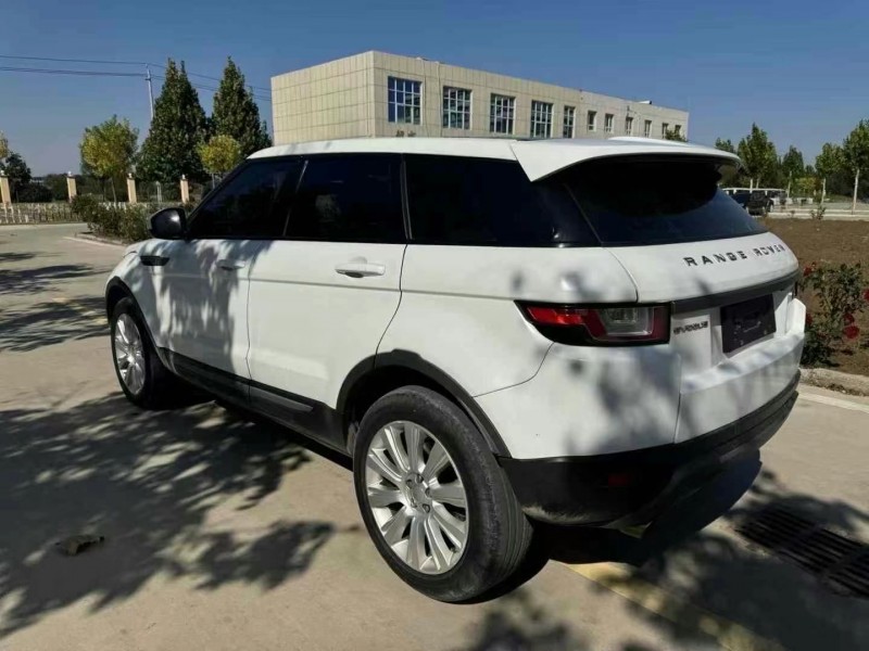 菏泽17年路虎揽胜极光(进口)4