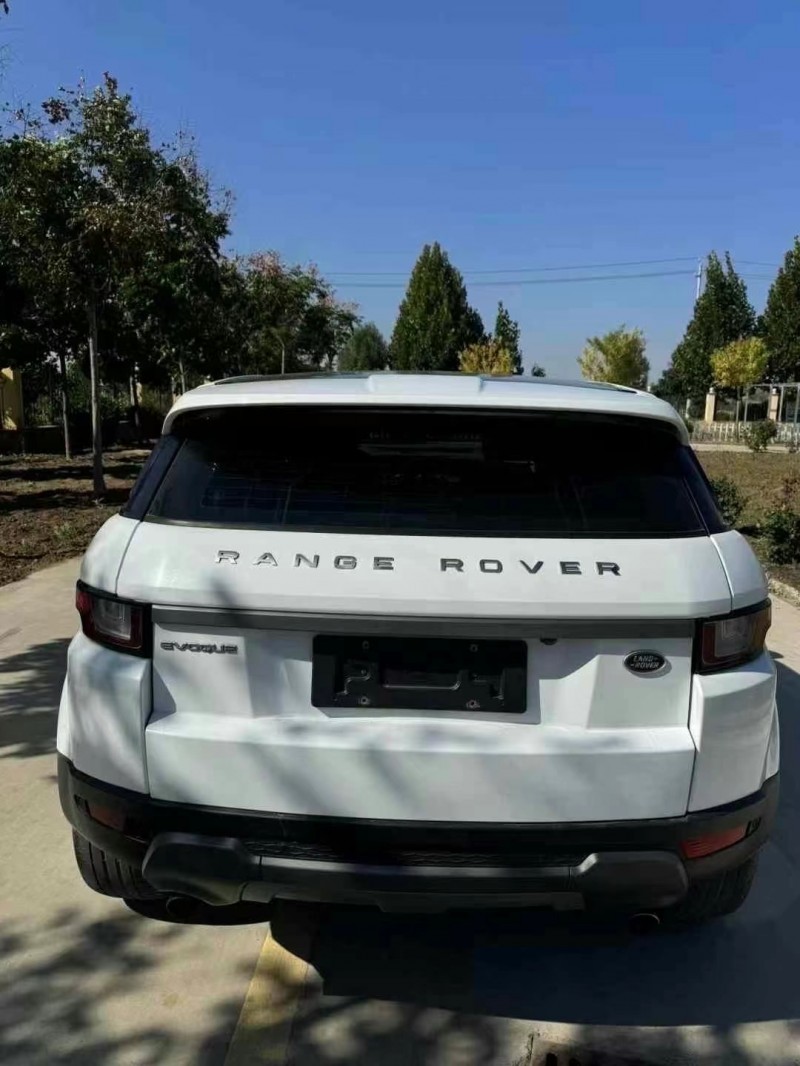 菏泽17年路虎揽胜极光(进口)7