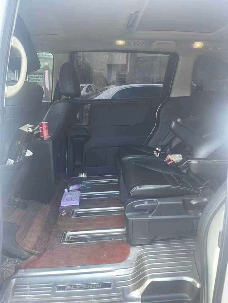 菏泽18年本田艾力绅4