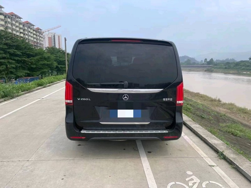 广州21年奔驰V6