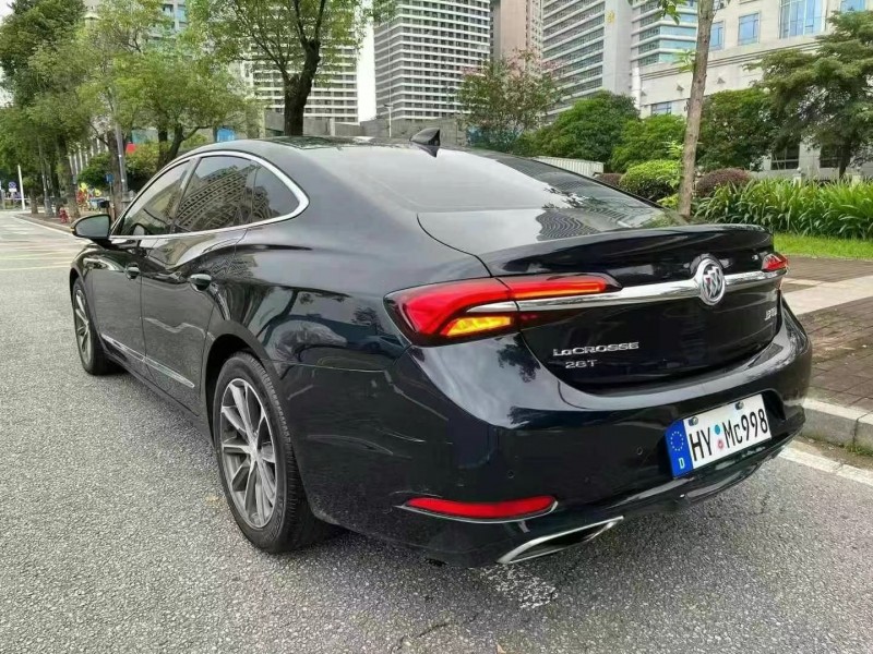 佛山20年别克君越6