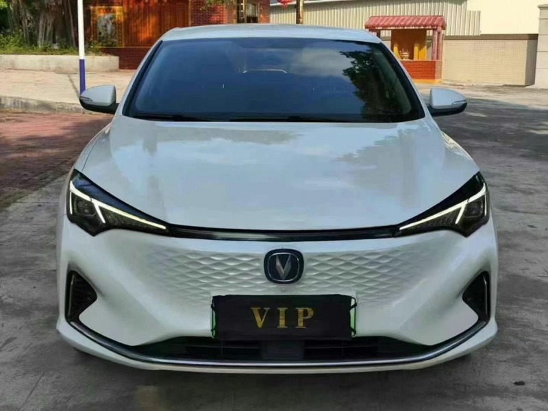 东莞22年长安汽车逸动1