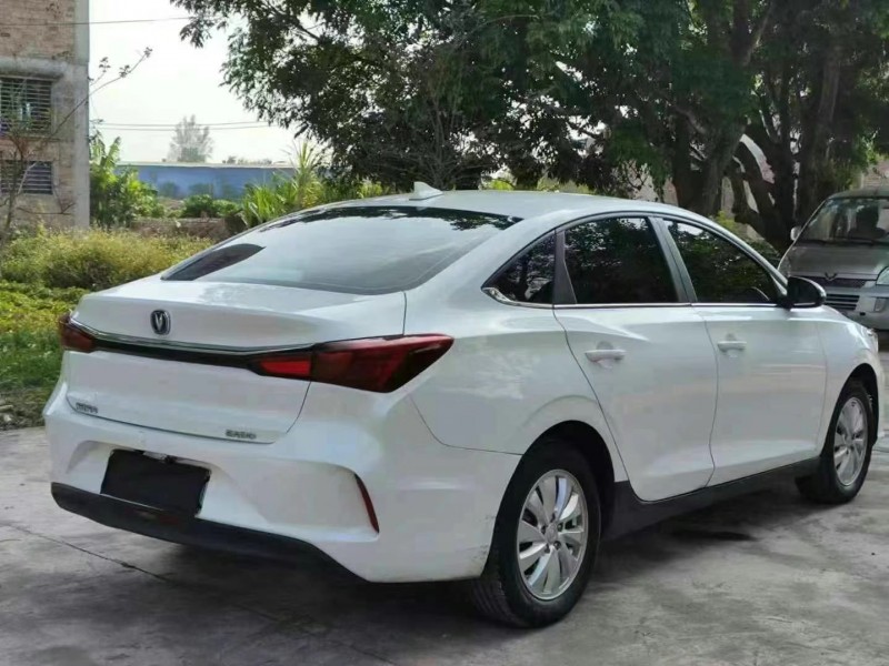 东莞22年长安汽车逸动4