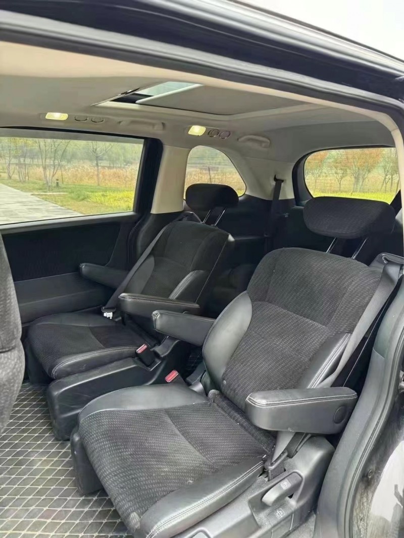 潍坊18年本田艾力绅2