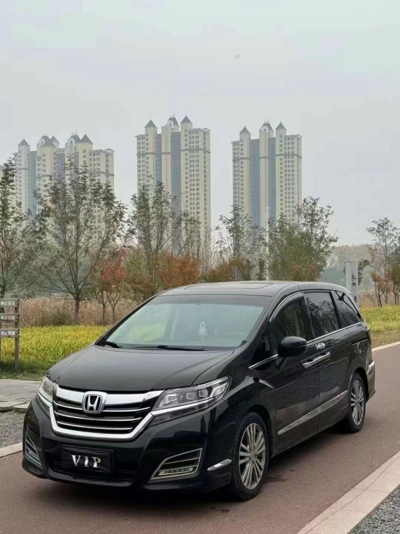 潍坊18年本田艾力绅3