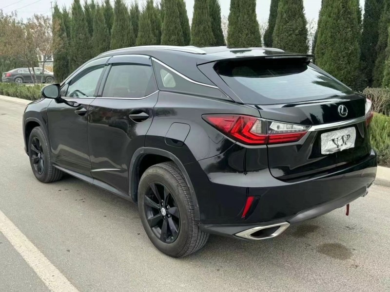 济宁19年雷克萨斯RX6