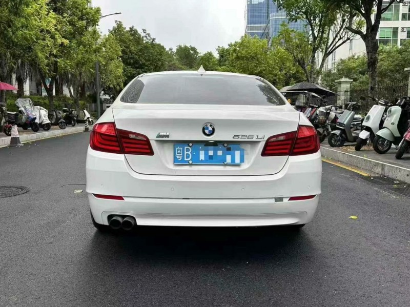 广州13年宝马5系9